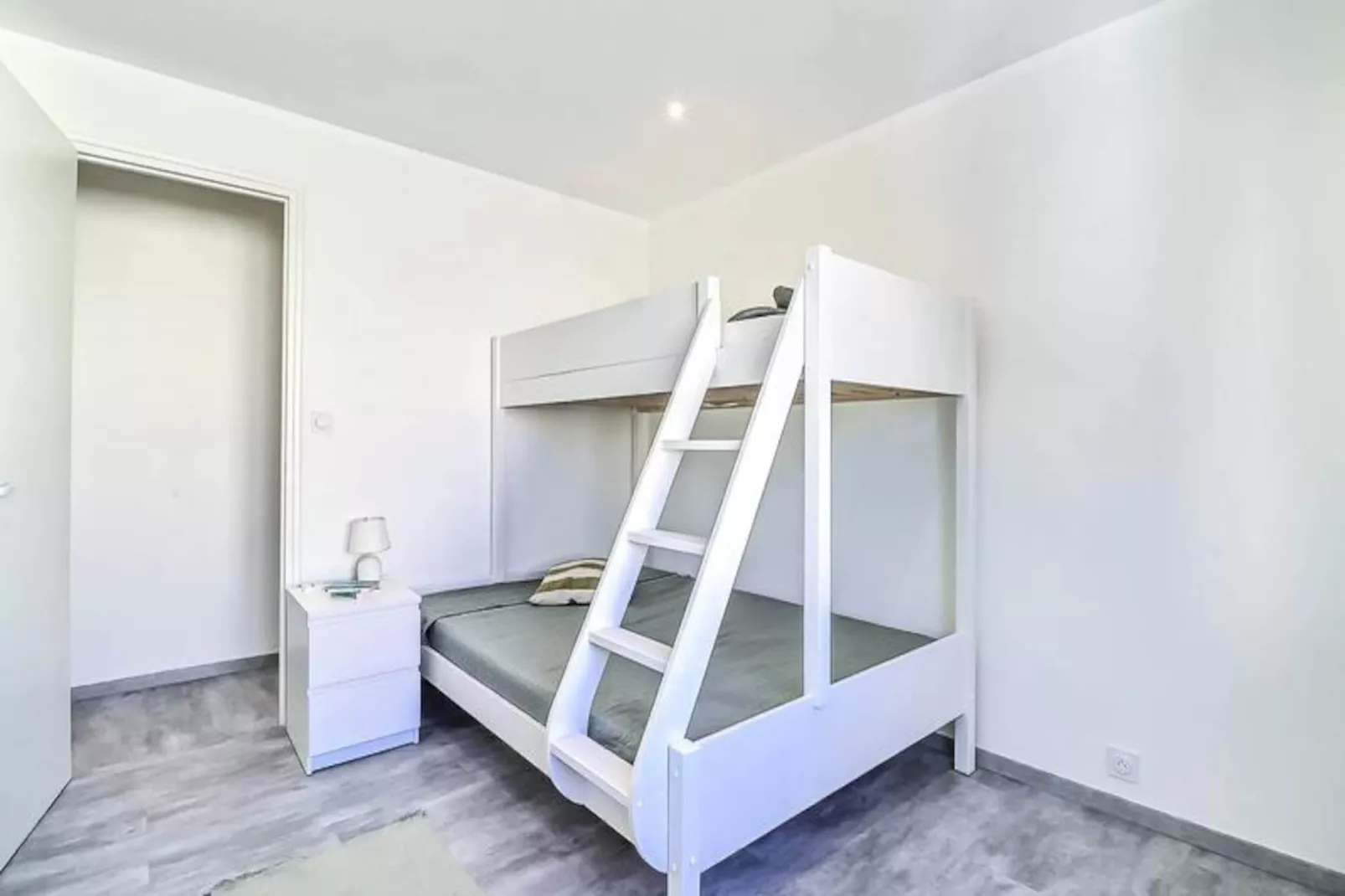 Résidence Les Suzannes-Niet-getagd