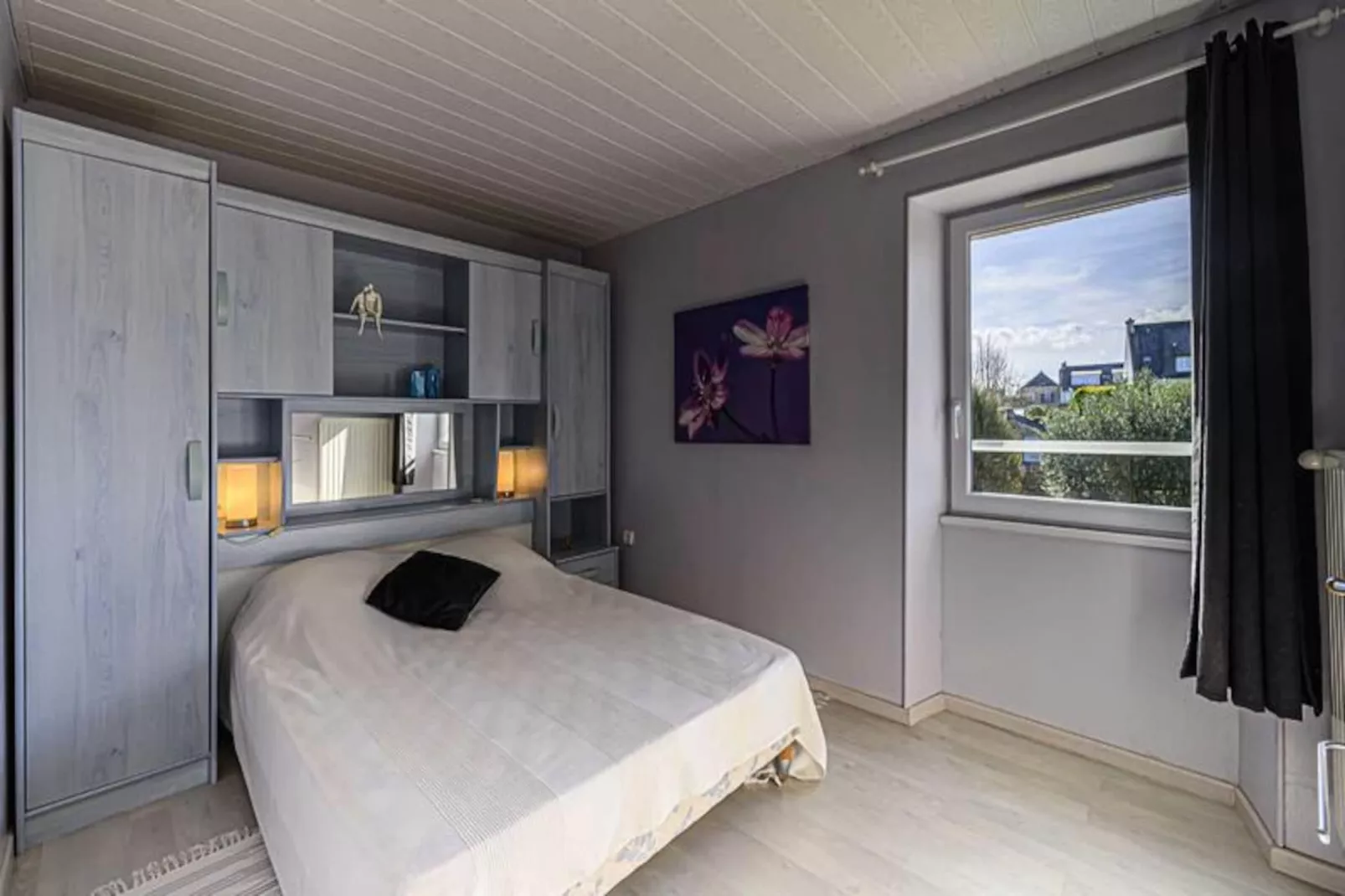 Résidence 13 Rue Brizeux-Niet-getagd