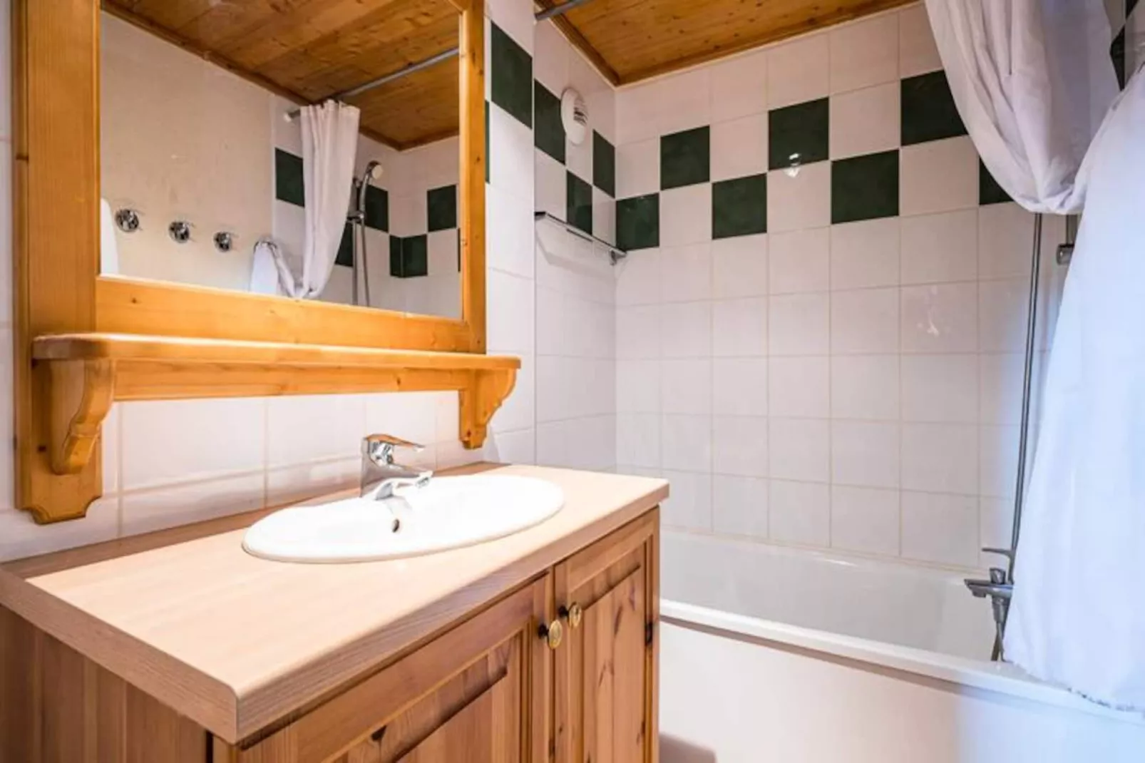 Résidence Les Hameaux I-Niet-getagd