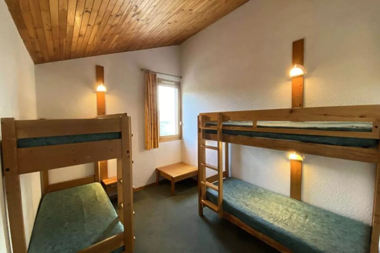 Résidence Portail G-Niet-getagd