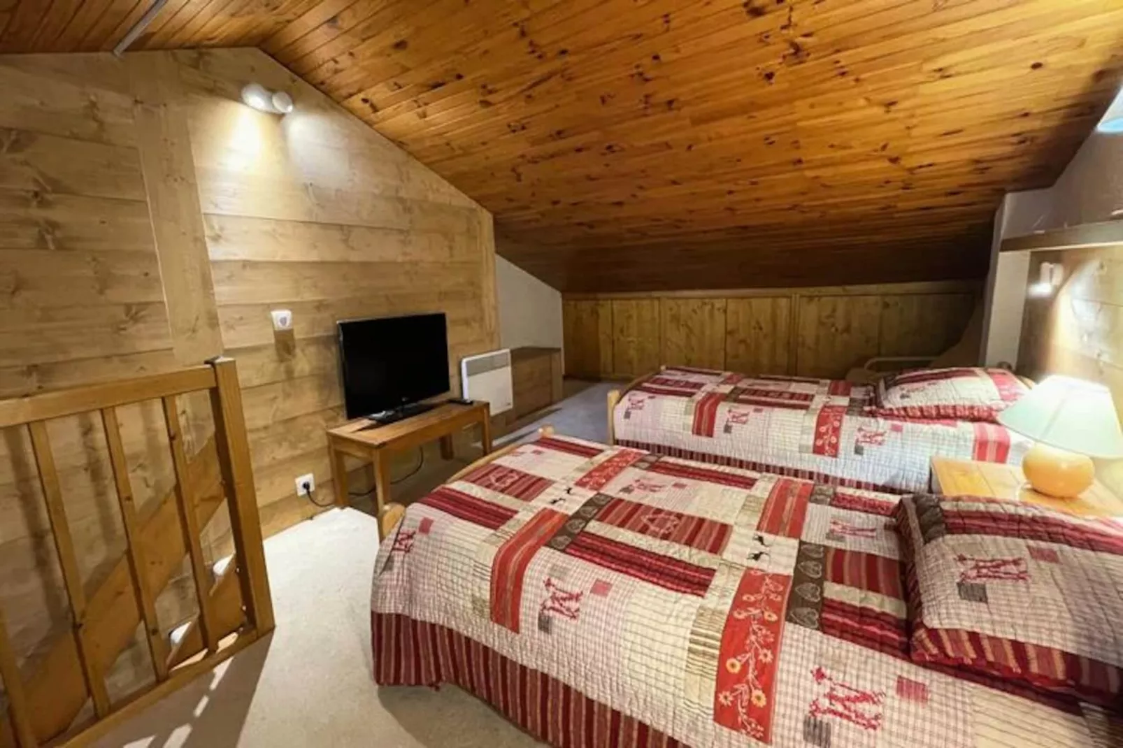 Résidence Pierrafort G-Niet-getagd