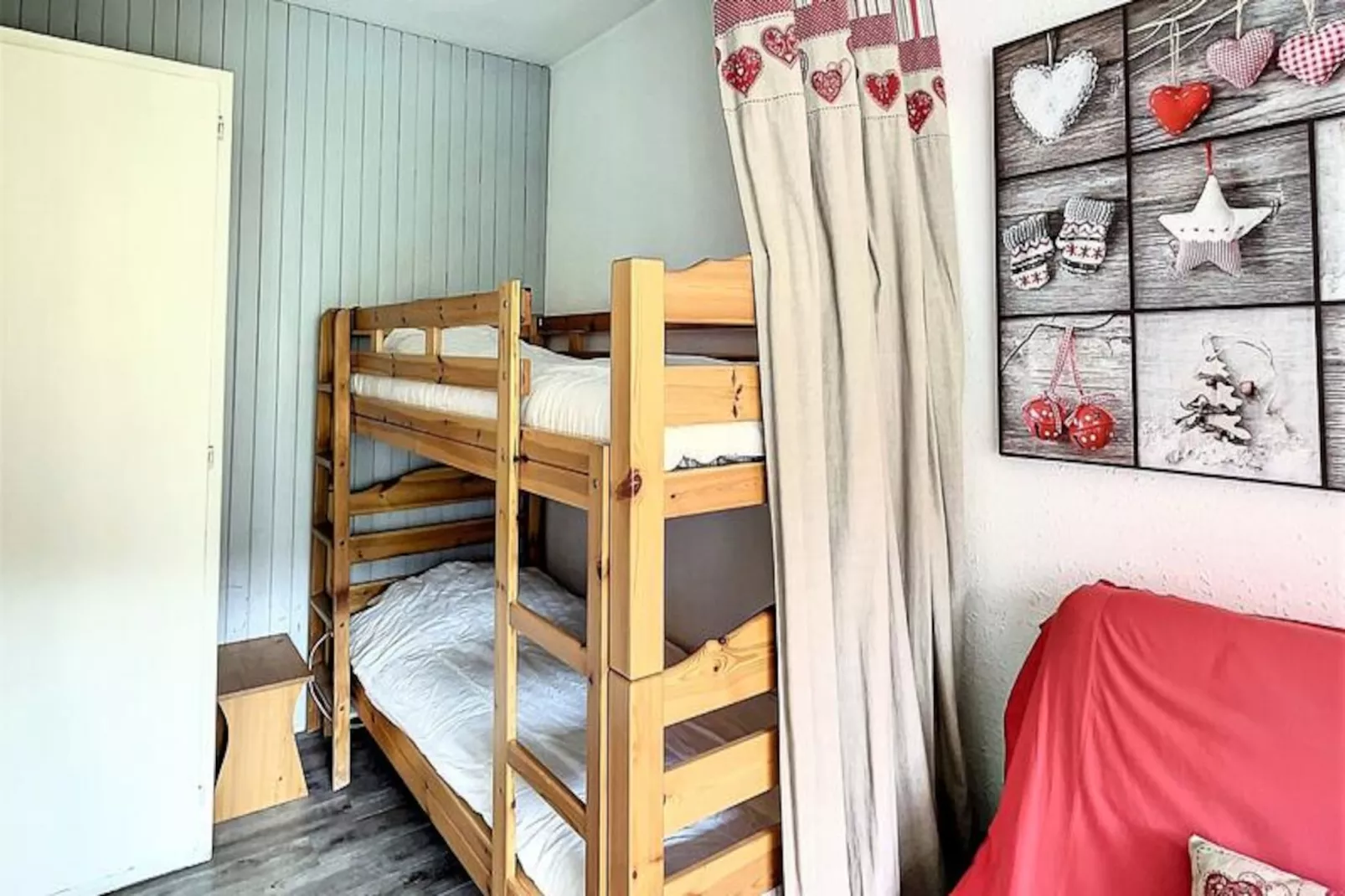 Résidence Baikonour-Niet-getagd