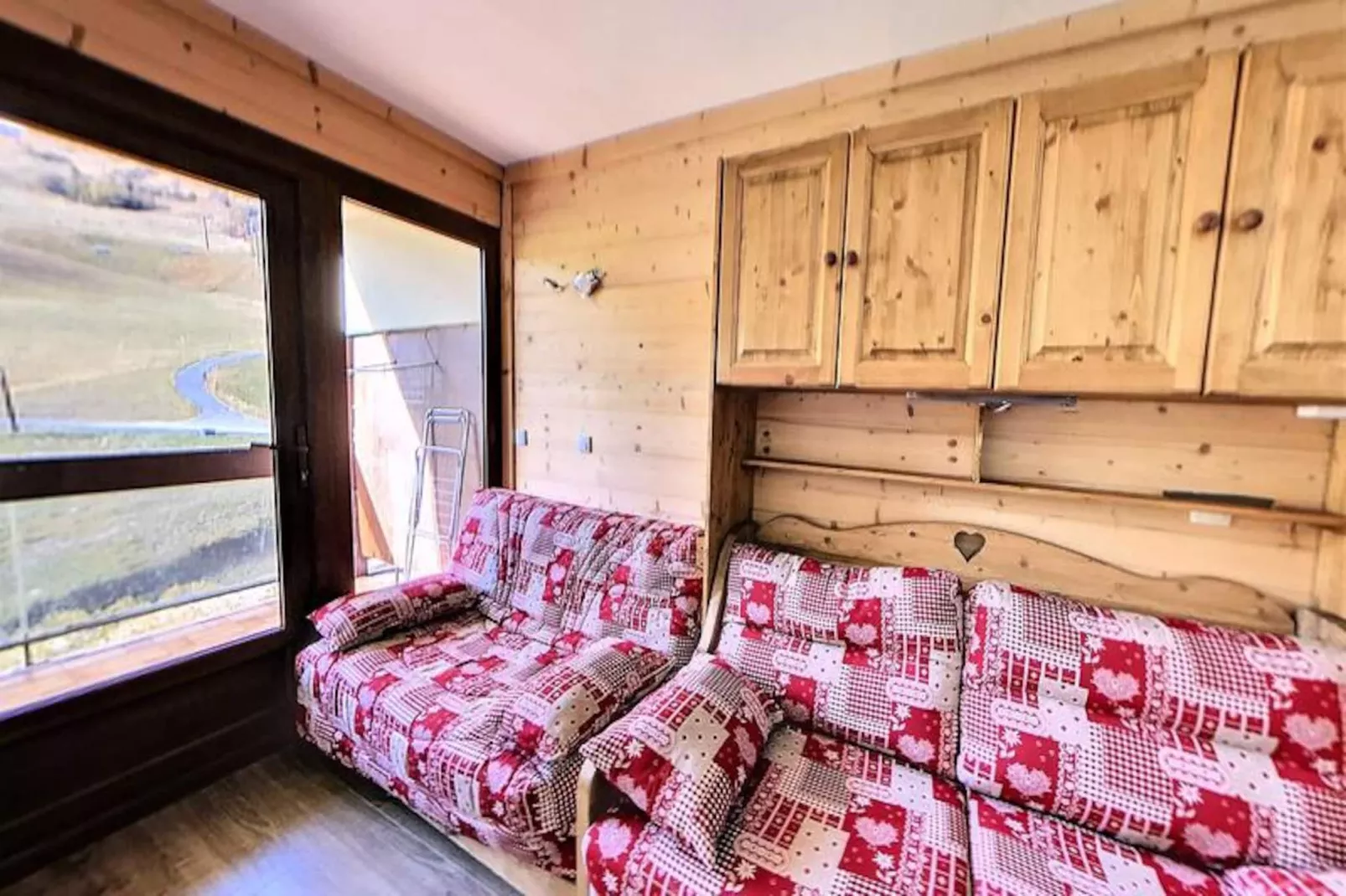 Résidence Cosmos-Niet-getagd