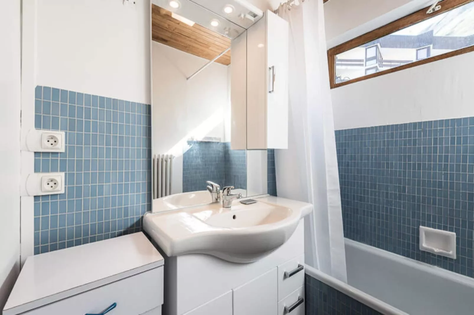 Résidence Pontet A-Niet-getagd