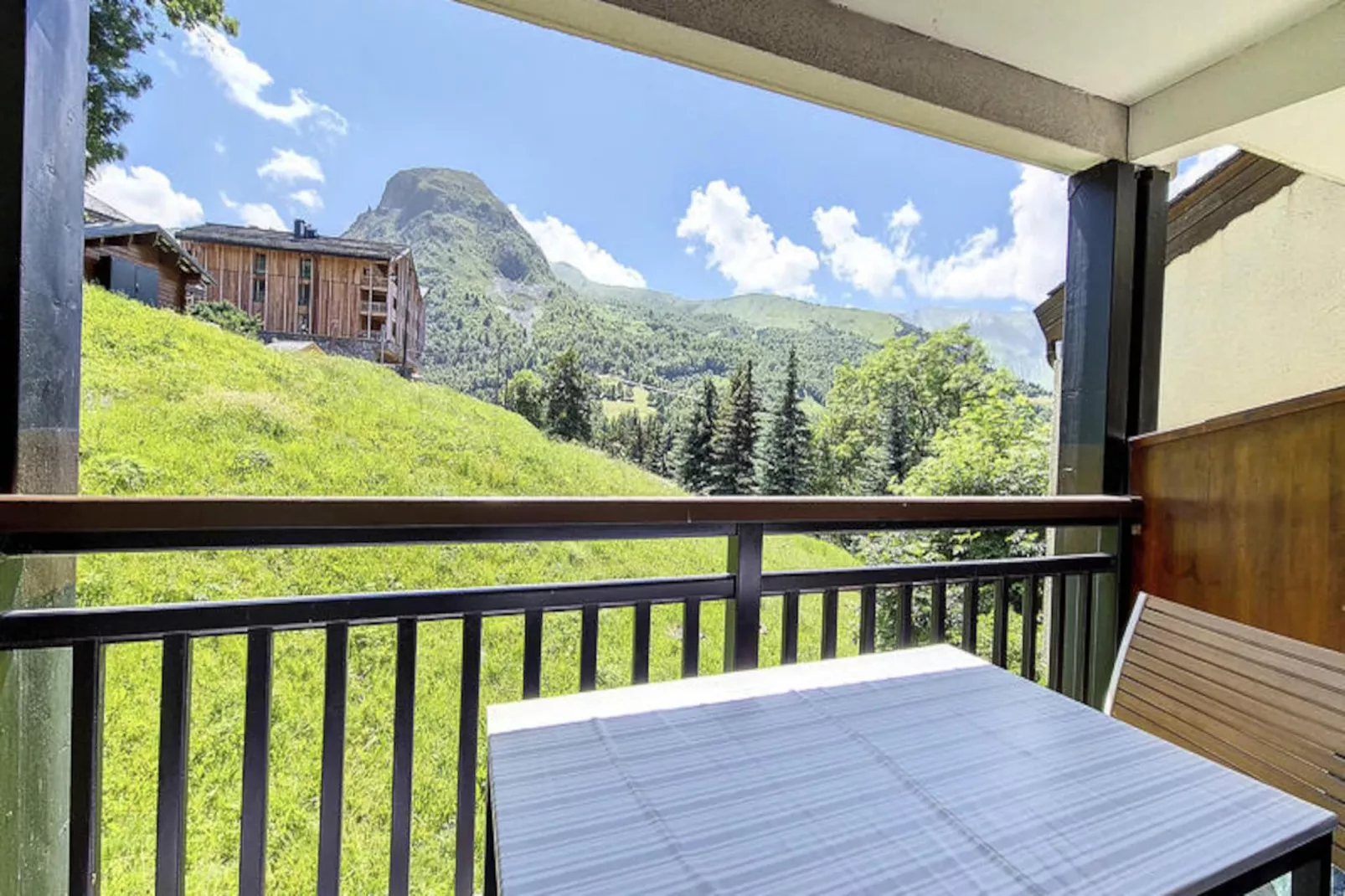 Résidence Murgers-Niet-getagd