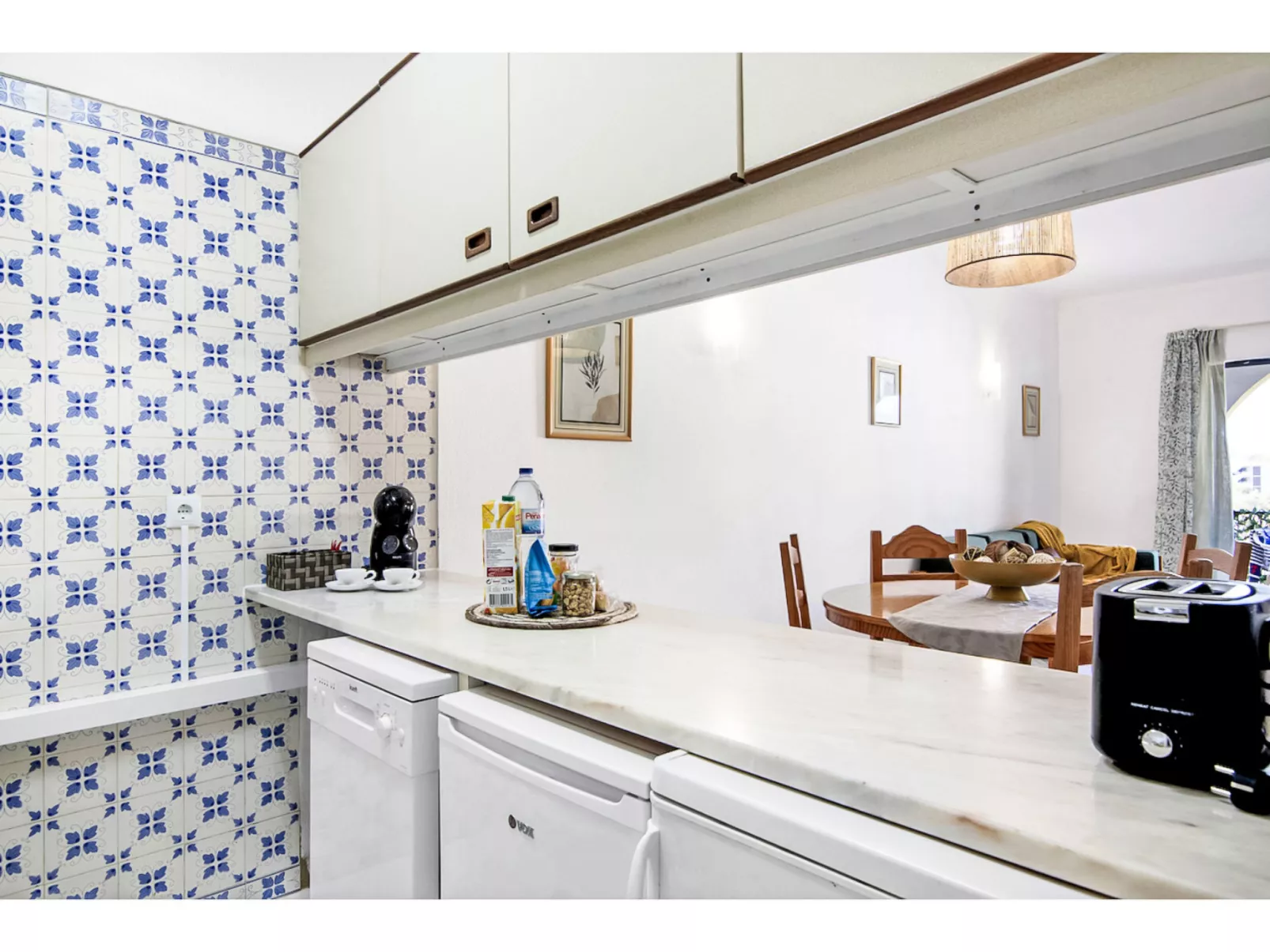 Anamar - Sunny Way-Binnen