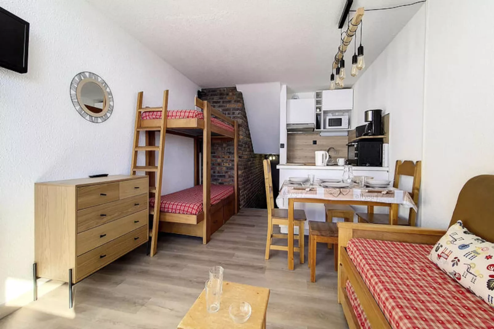 Résidence Cote Brune-Niet-getagd