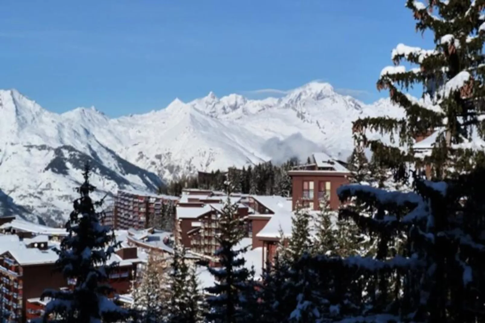 Résidence Archeboc-Niet-getagd