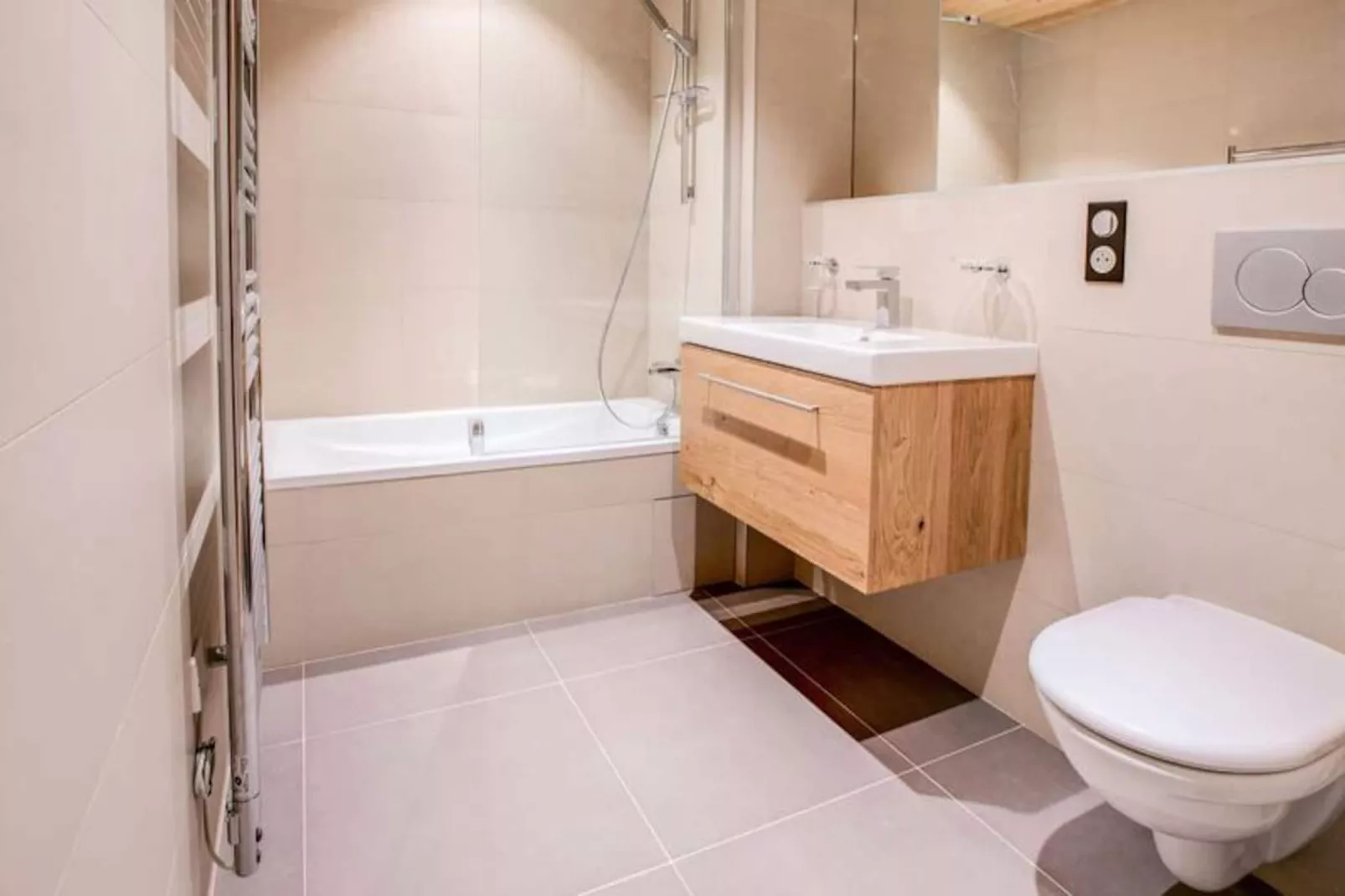 Résidence Les Roches Noires-Niet-getagd