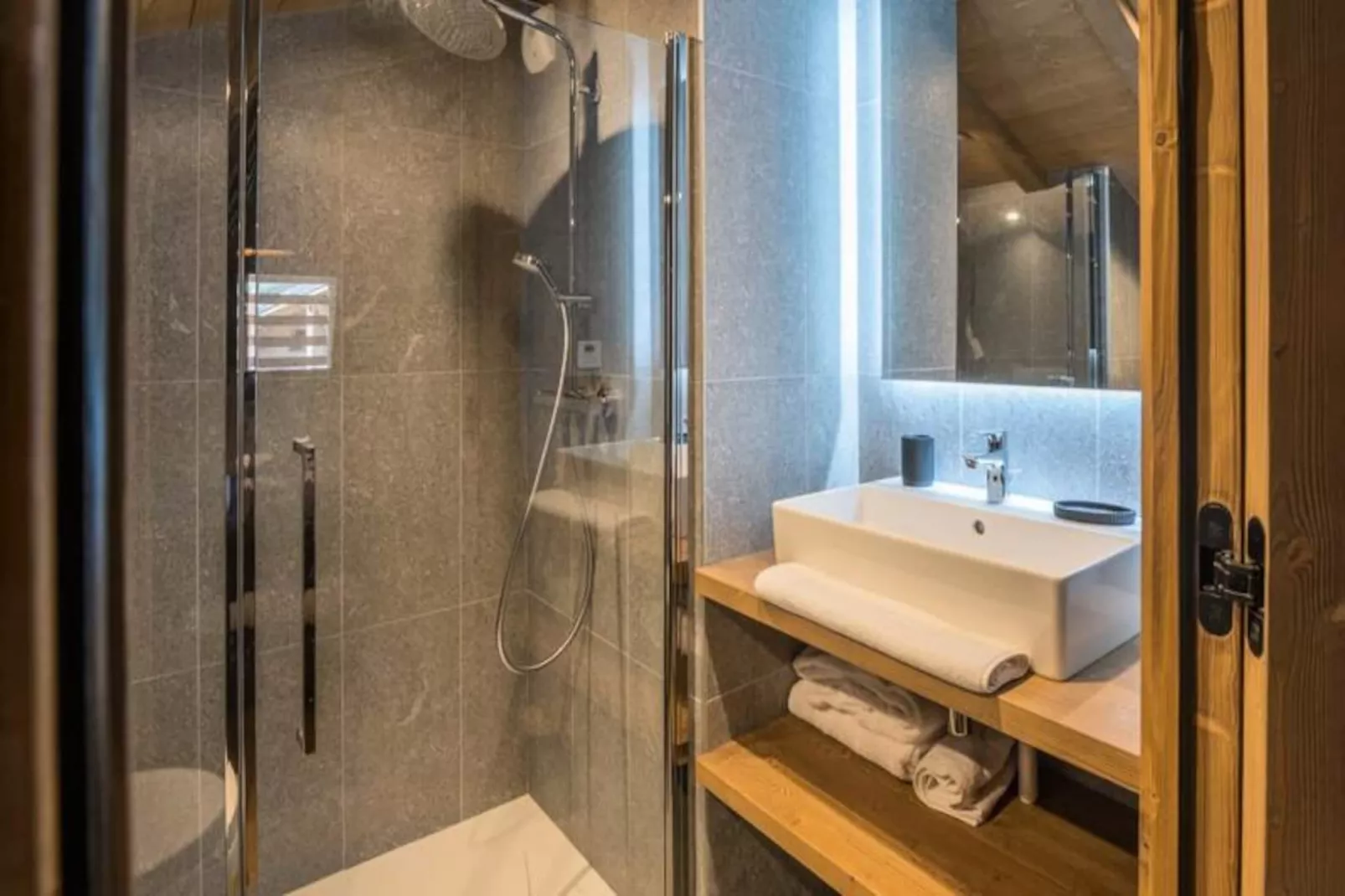 Appartement Havre Des Alpes --Niet-getagd