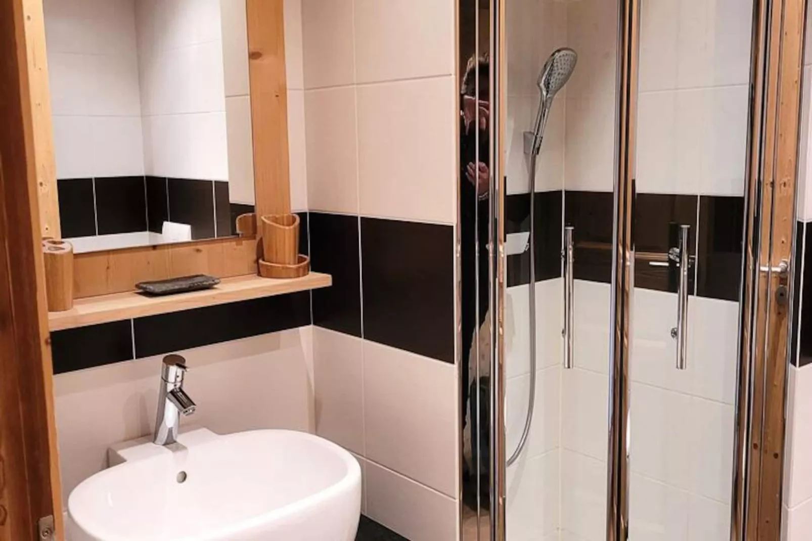 Résidence Mont Chery-Niet-getagd