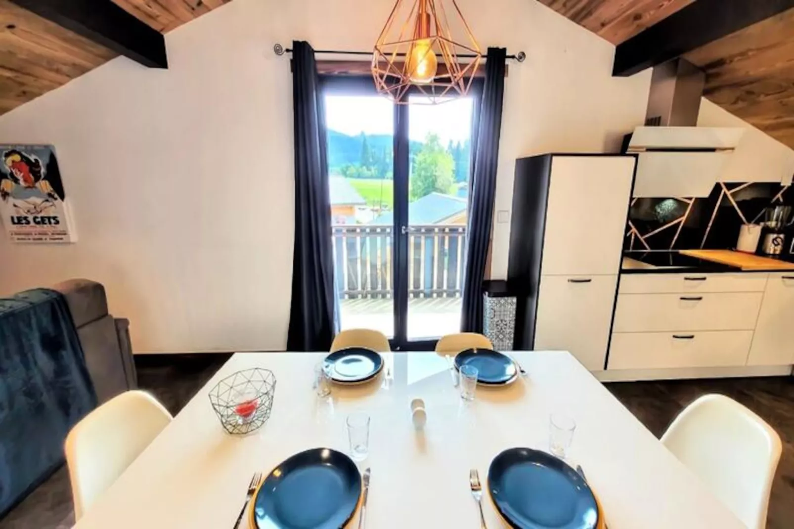 Résidence Le Shangri La-Niet-getagd