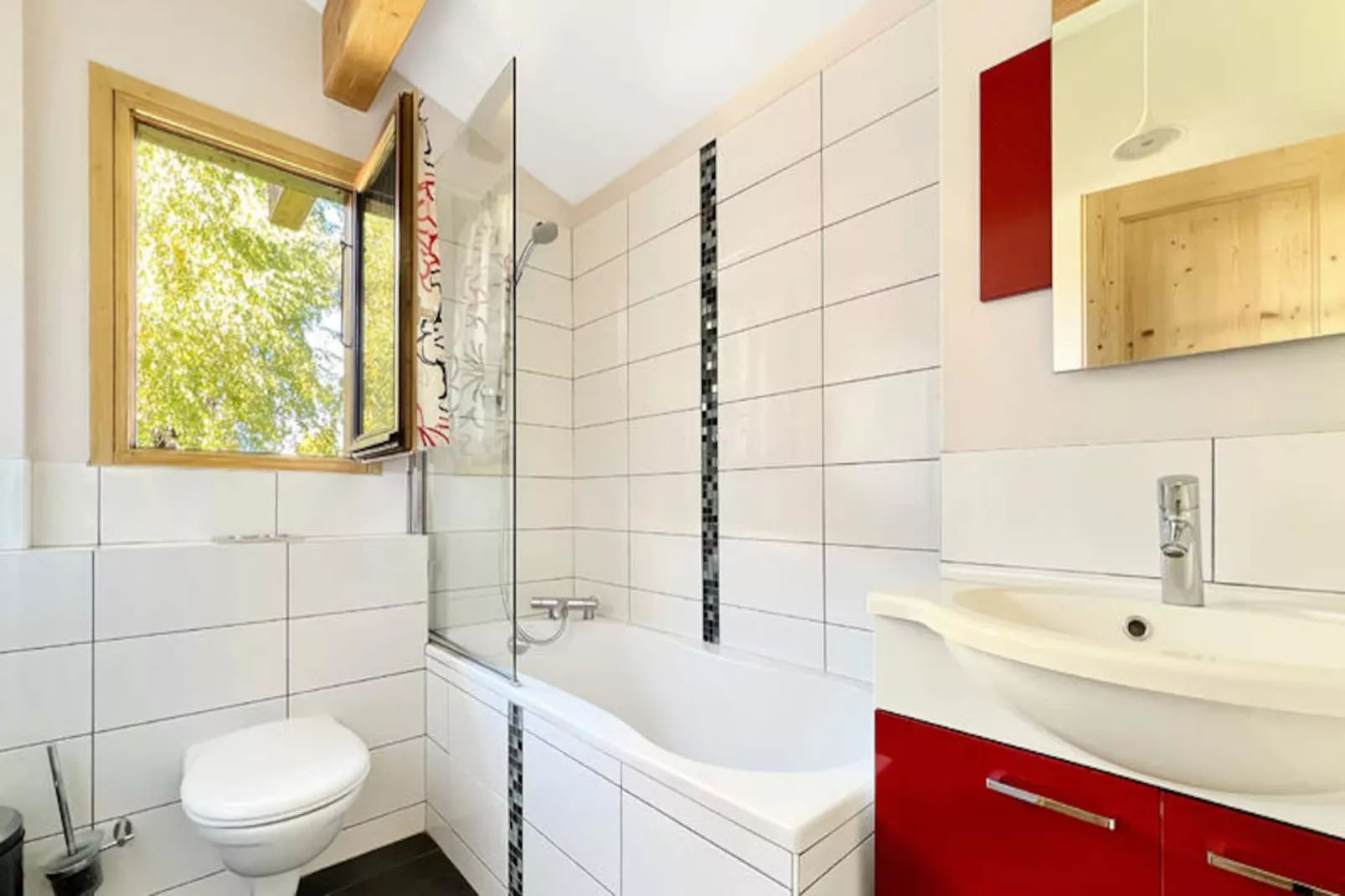 Chalets à Les Carroz-d'Arâches-Niet-getagd