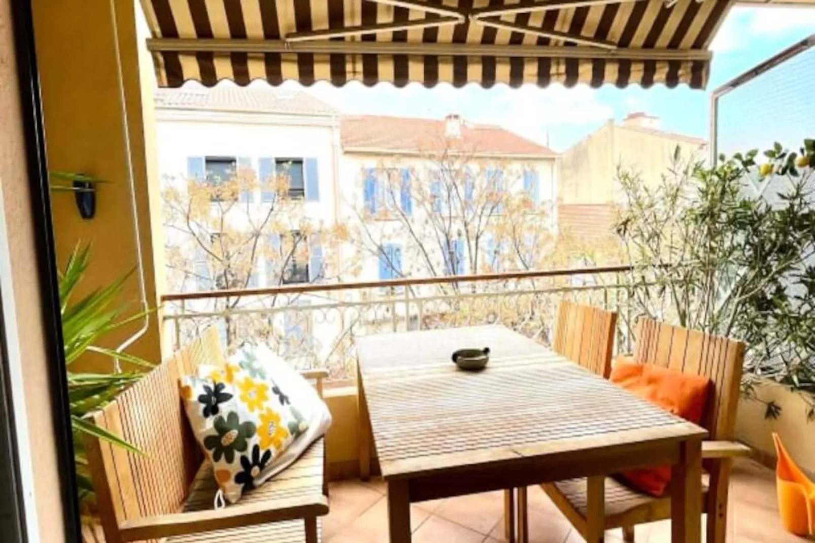 "le Majorelle" - T2 50m2 Parking & Terrasse-Niet-getagd