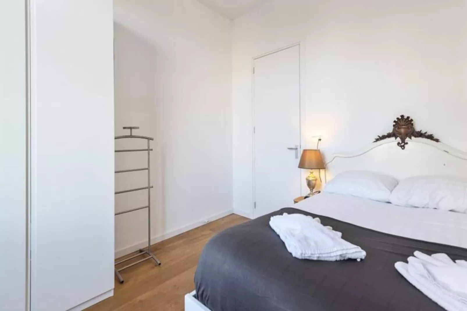 Isa Mae Apartment - Niet-getagd