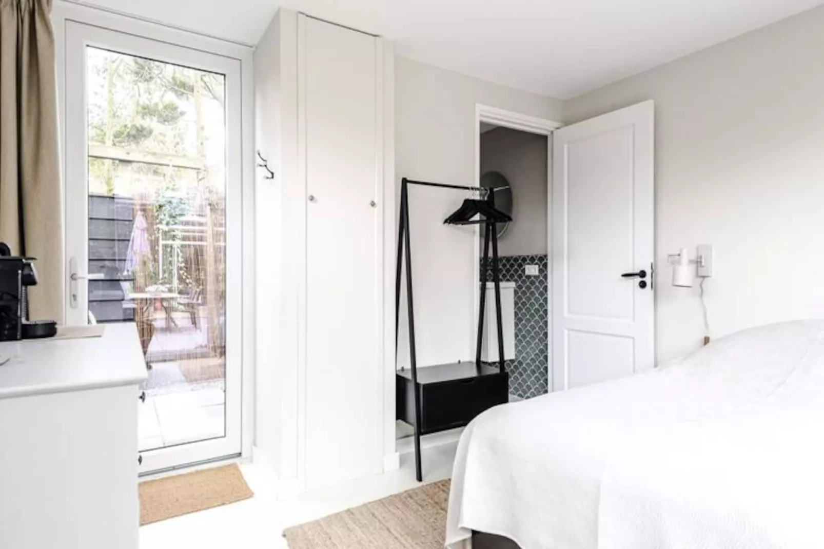 The Garden Suite-Niet-getagd