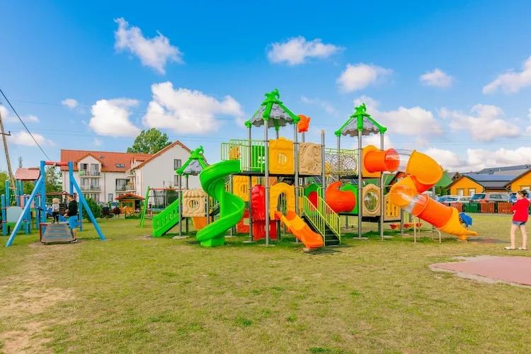 Domki pietrowe dla max 5 osób Karwia-Tuinen zomer