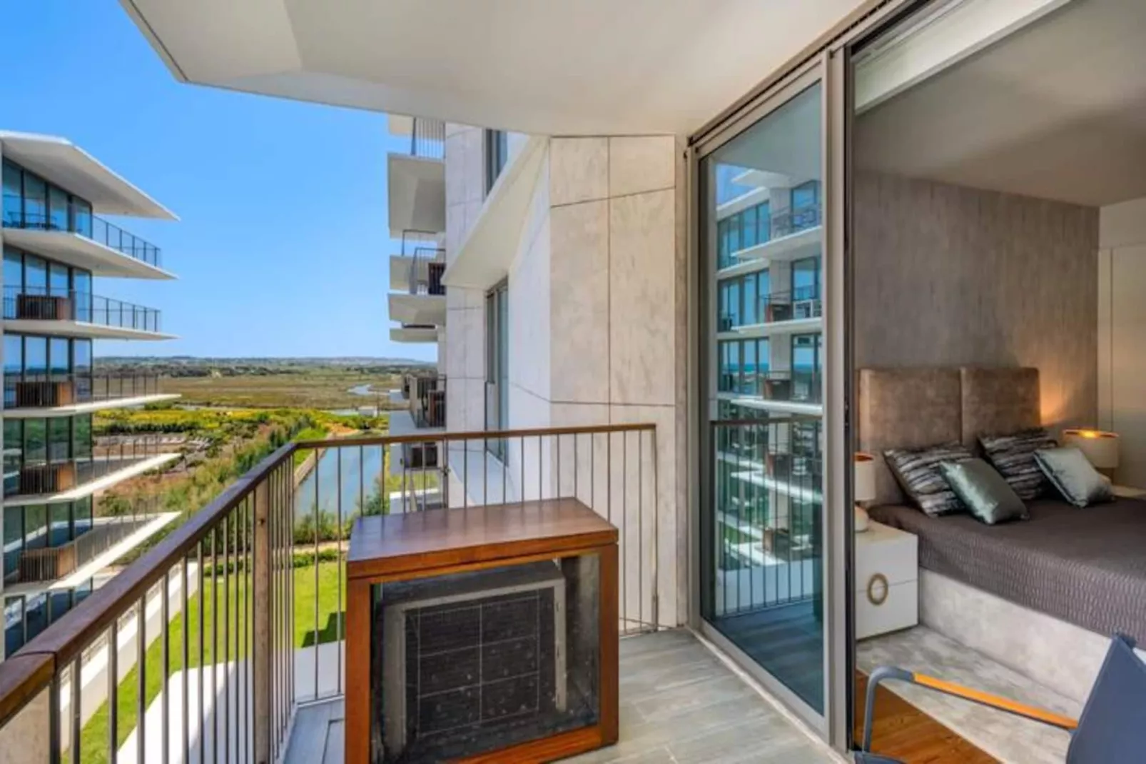 Bayline - Dinas Apartment-Niet-getagd