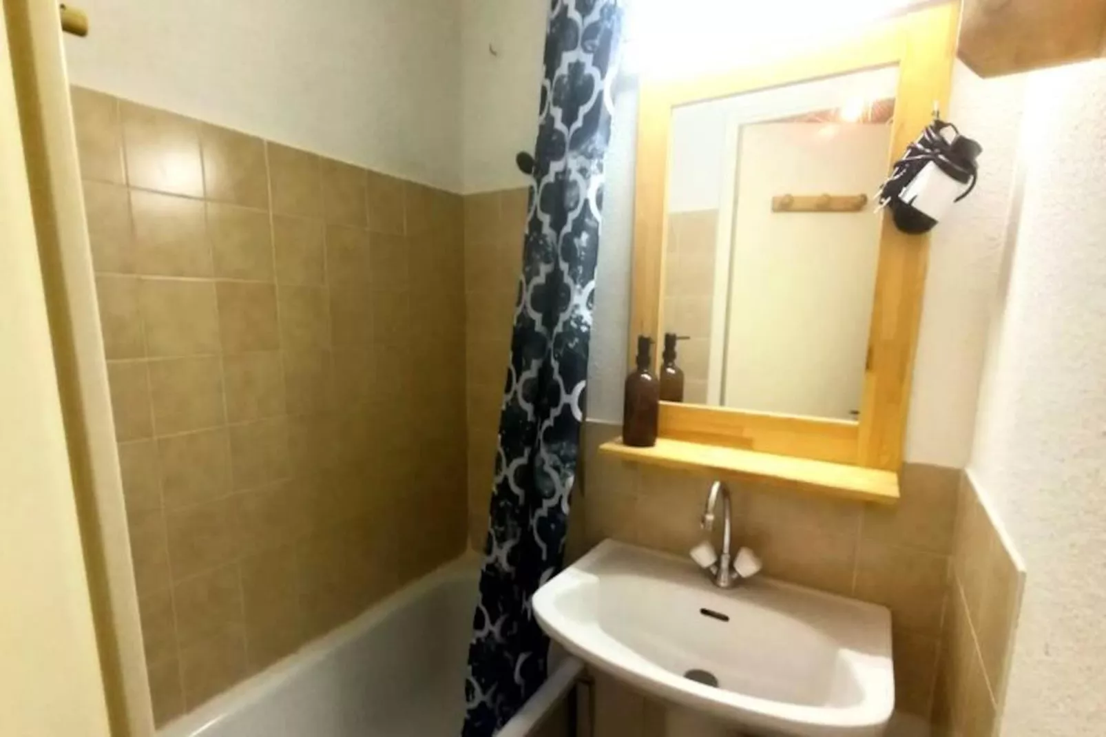 Résidence Comete-Niet-getagd