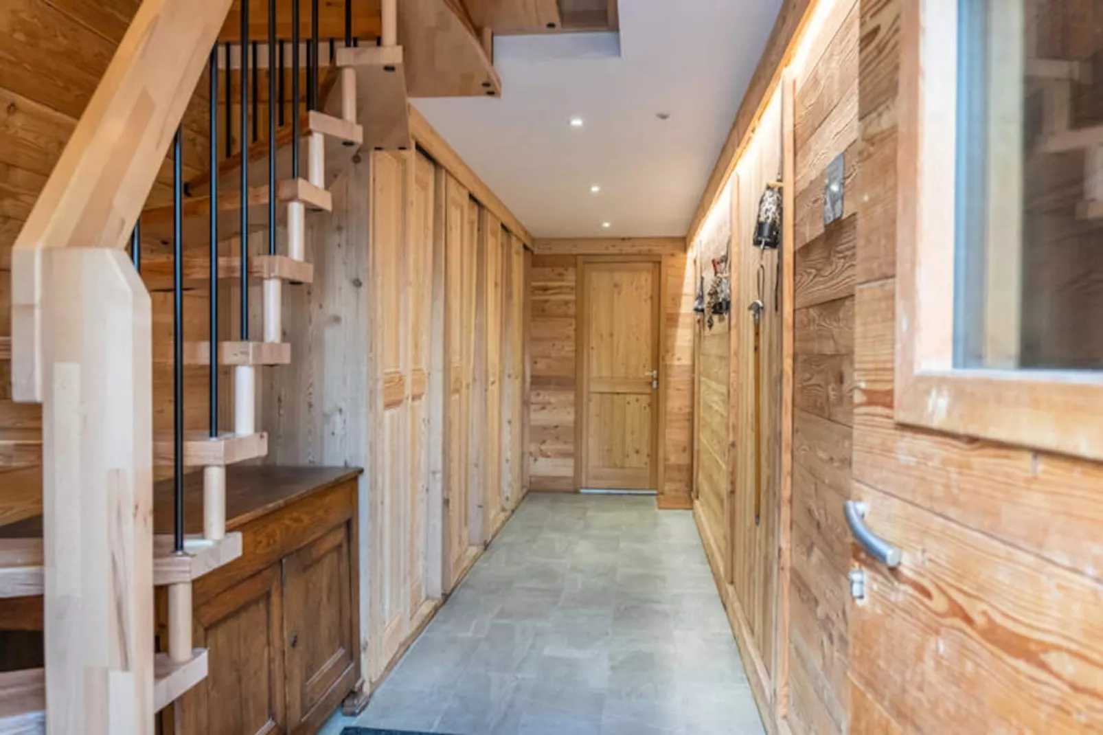 Résidence Pramouton-Niet-getagd