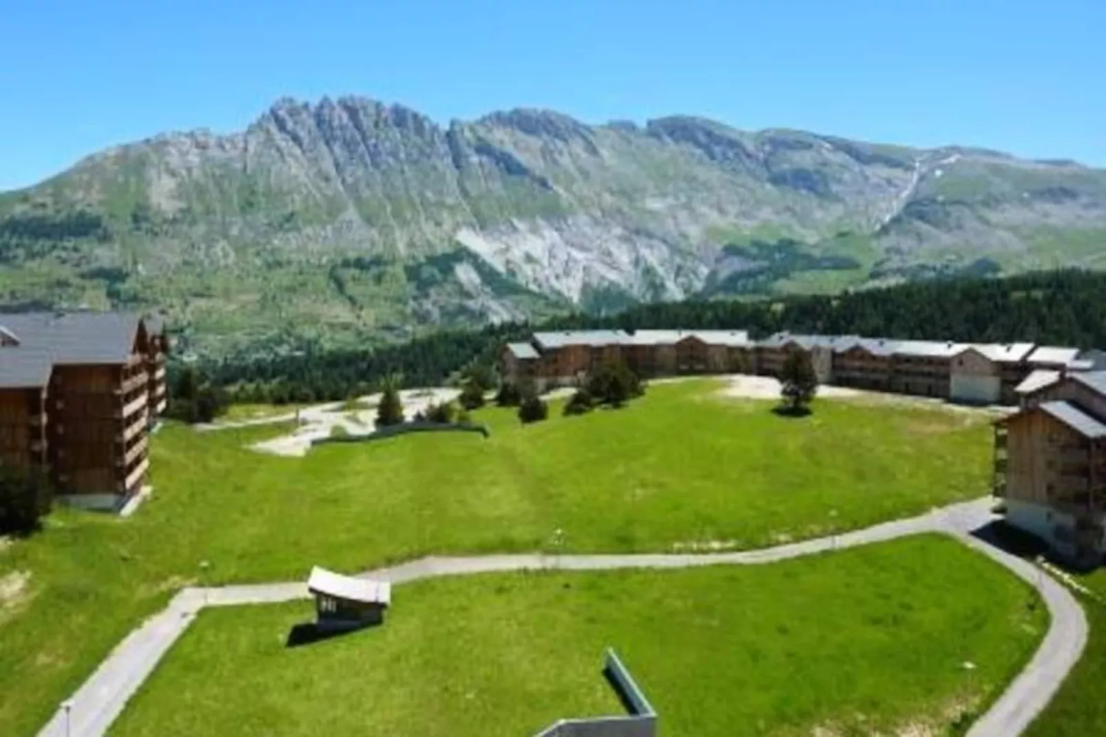 Résidence Le Bois D'aurouze-Niet-getagd