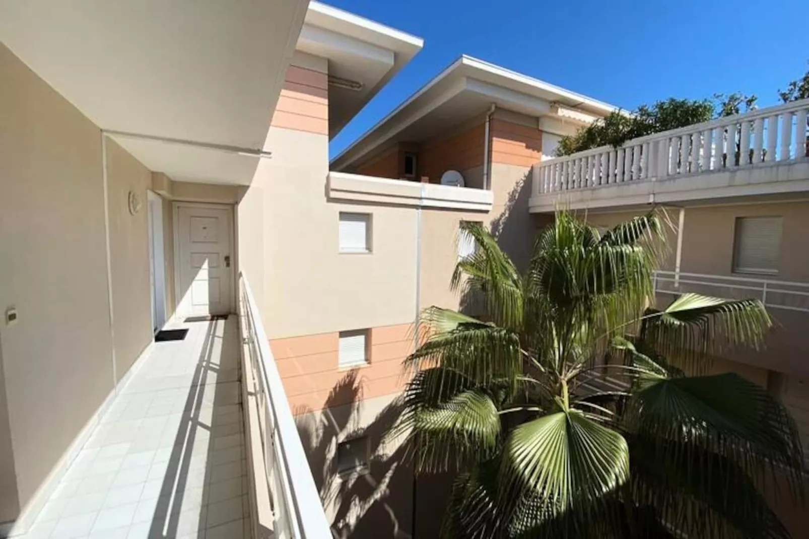 06ai - Beau Studio Rénové - Vue Mer Et Piscine-Niet-getagd