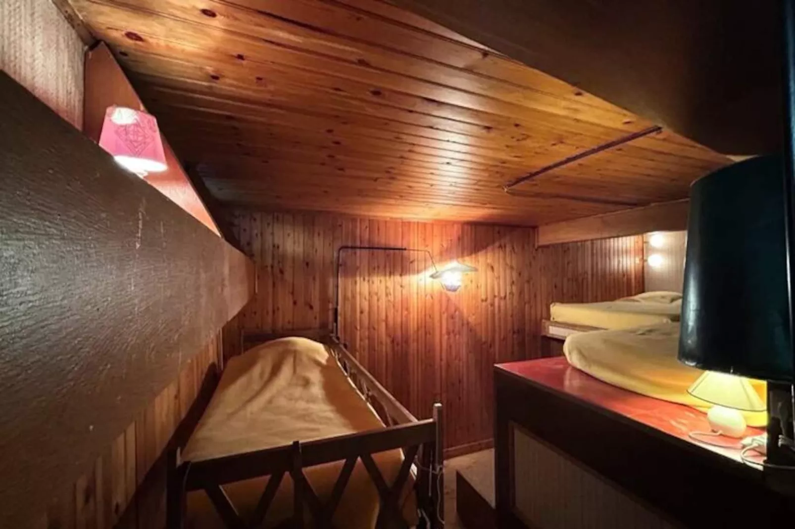 06cn : Appartement 8-10 Personnes Avec Terrasse-Niet-getagd