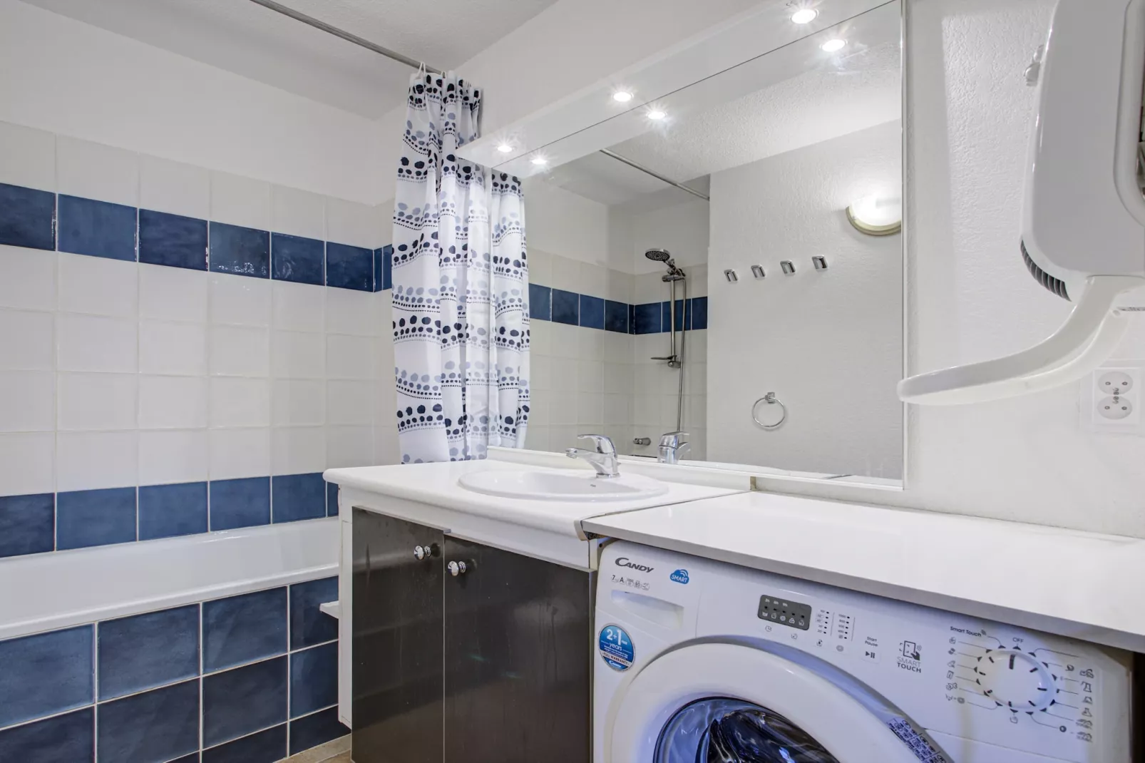 P. Minervois U N°04 - VILLA 3P6-Badkamer