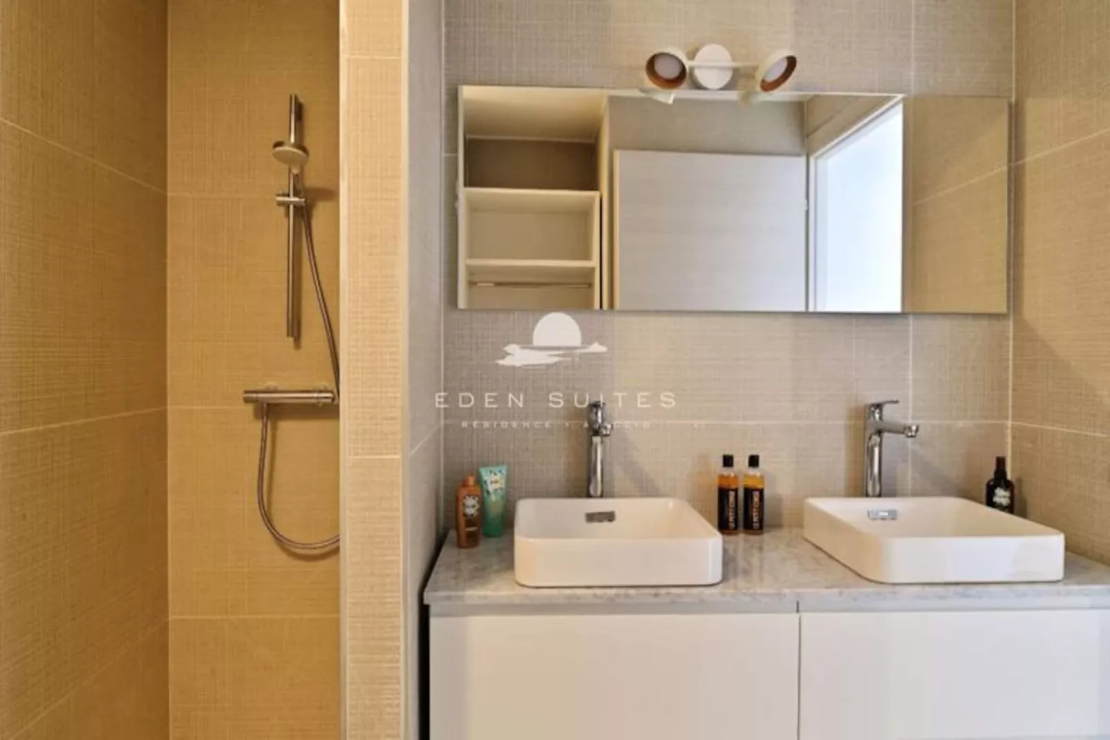 Résidence Eden Suites-Niet-getagd