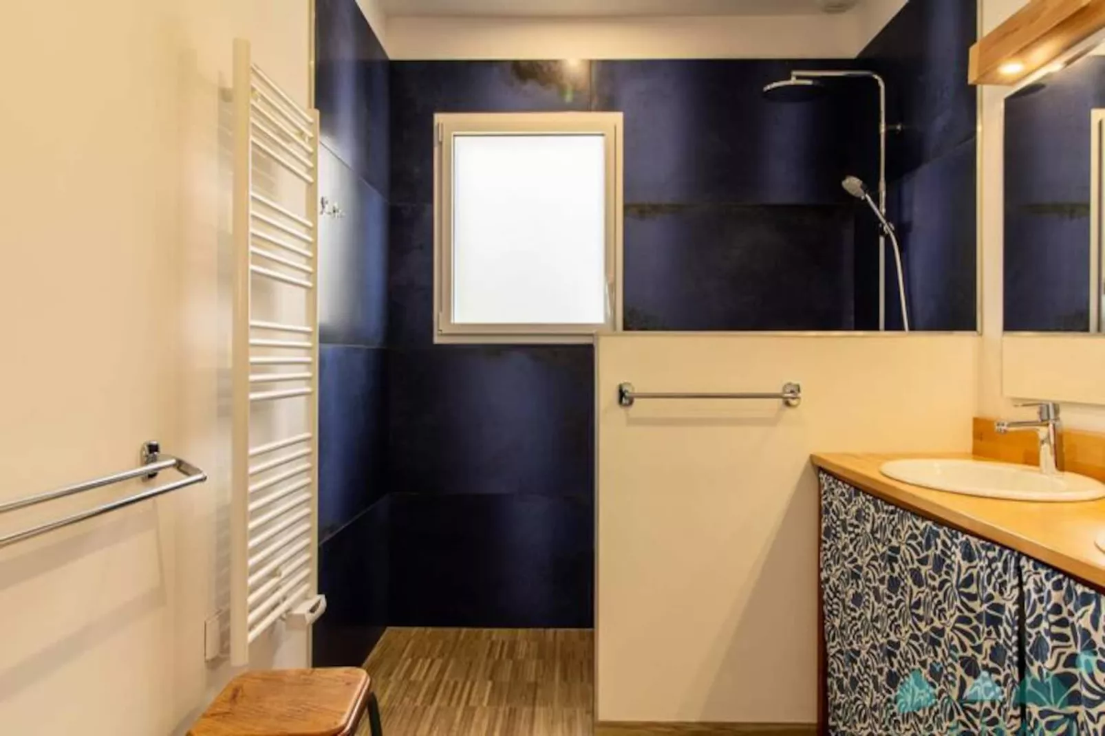 Résidence 101-frehel-Niet-getagd