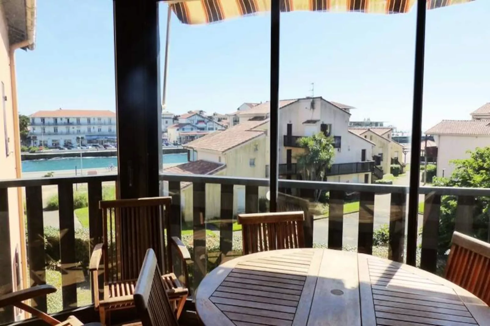 Résidence Terrasses Notre Dame Du Port-Niet-getagd