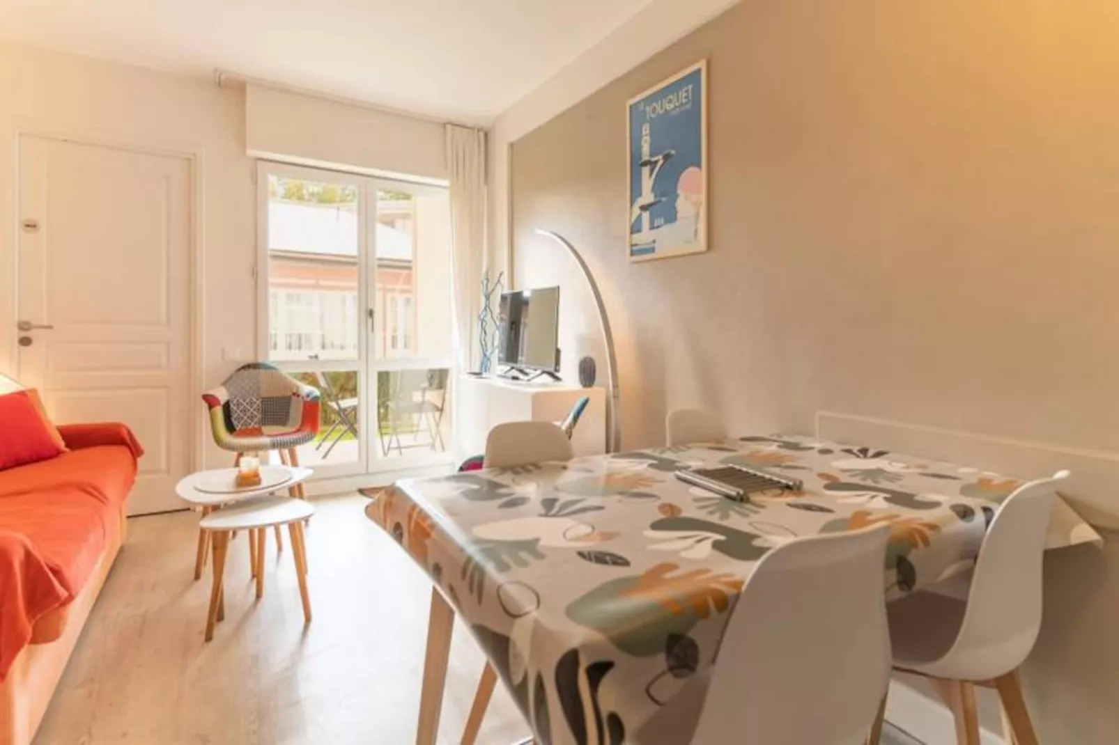 Résidence Charmant Appartement 5 Pers Rdc Avec Piscine, Tennis Et Parking Priv&eacute; 60-Niet-getagd