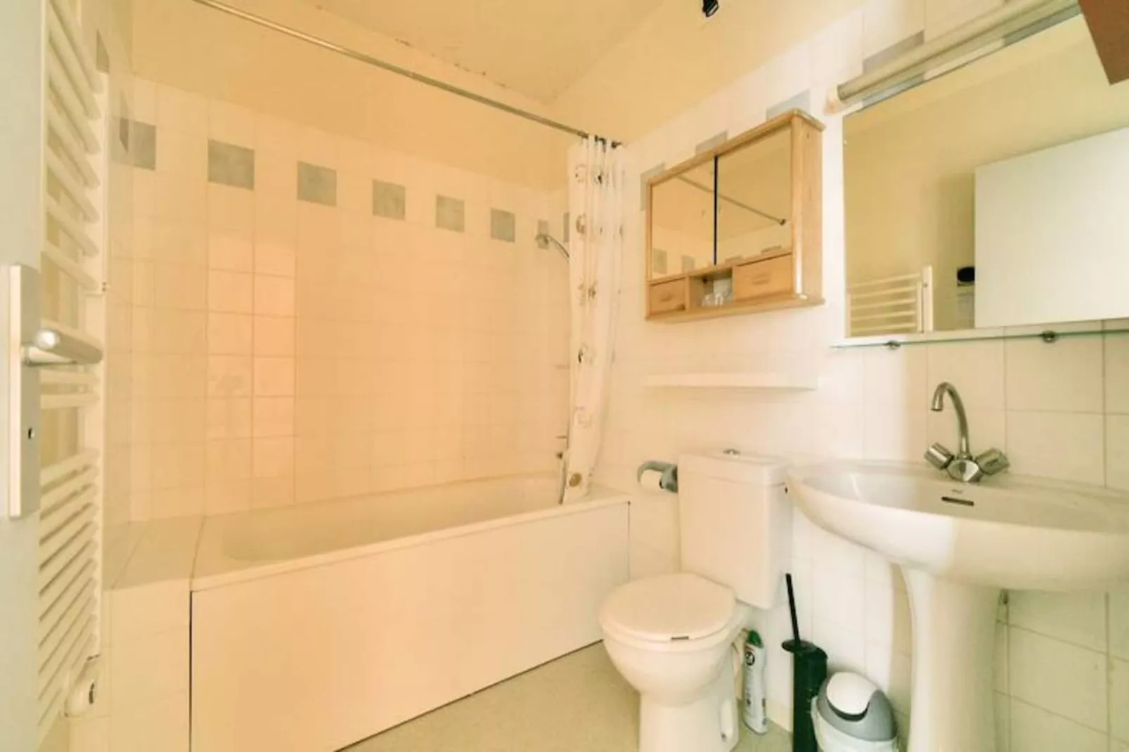 Résidence Oustal - Niet-getagd