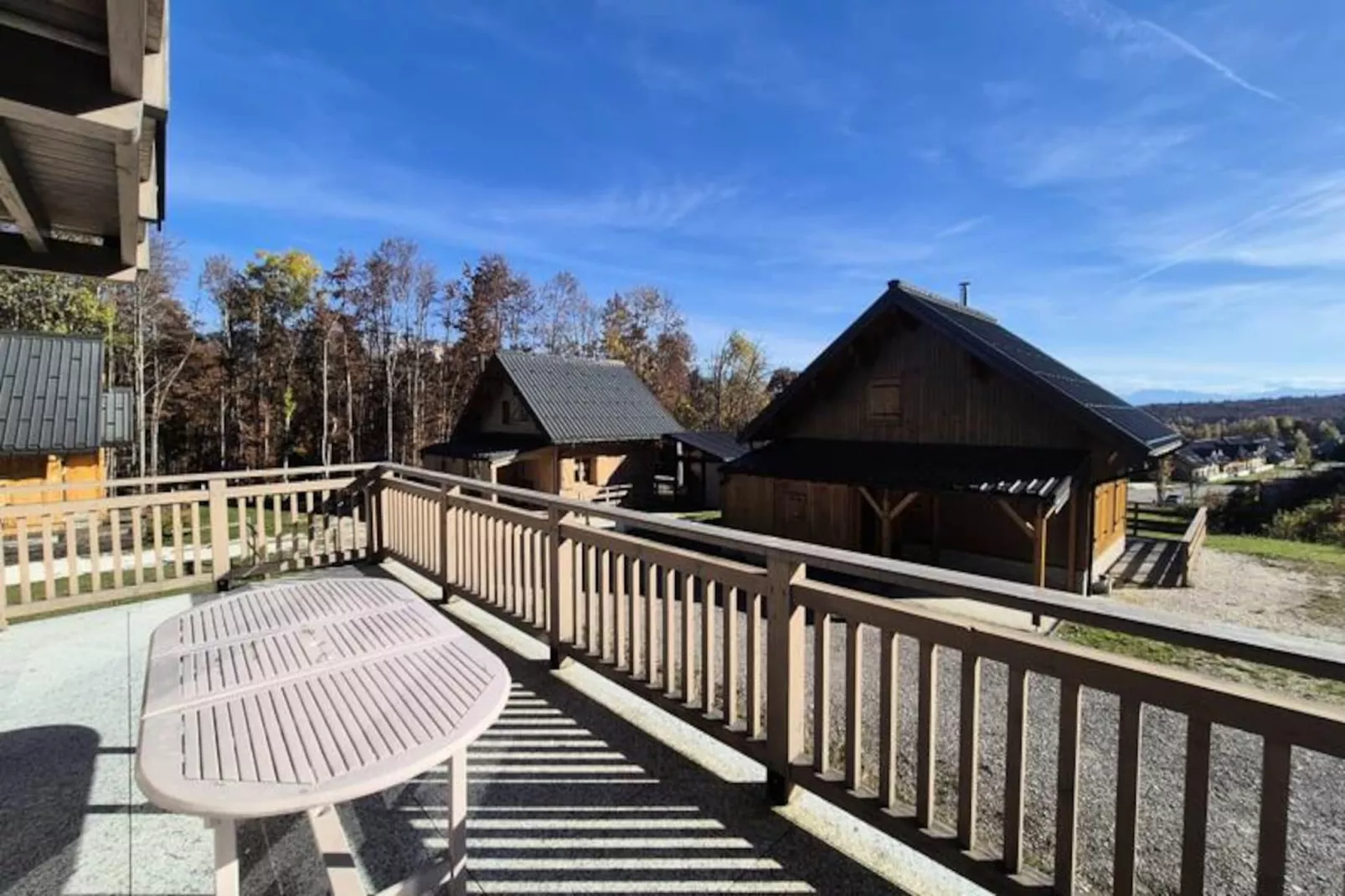 **chalet D'exception à Louer à La Féclaz – 4 Chambres, 10 Couchages-Niet-getagd