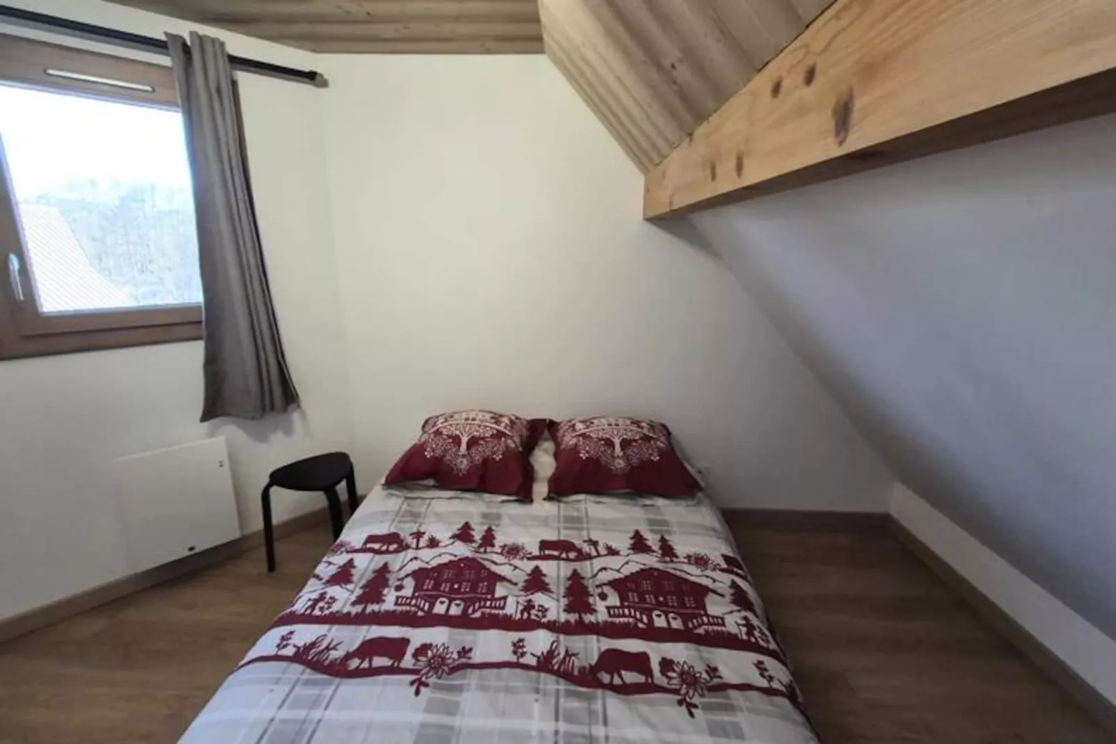 Chalet Nordique Pour 6 Personnes à La Féclaz - Piscine été-Niet-getagd