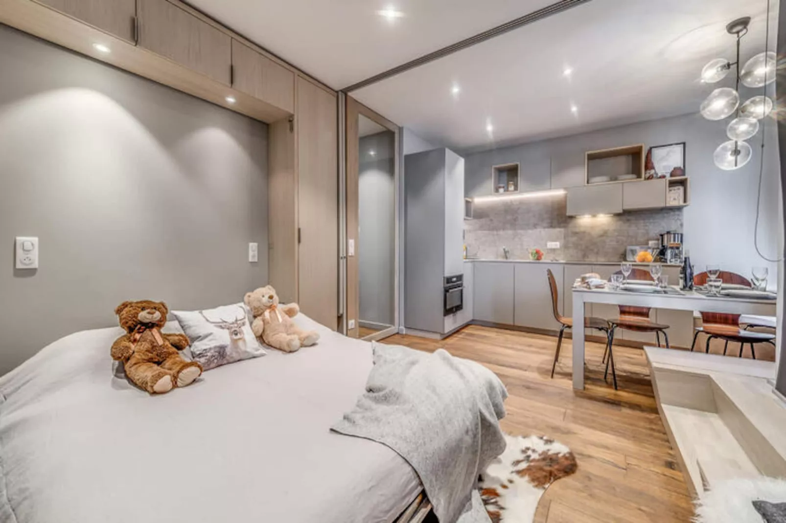 Résidence Combe Folle-Niet-getagd