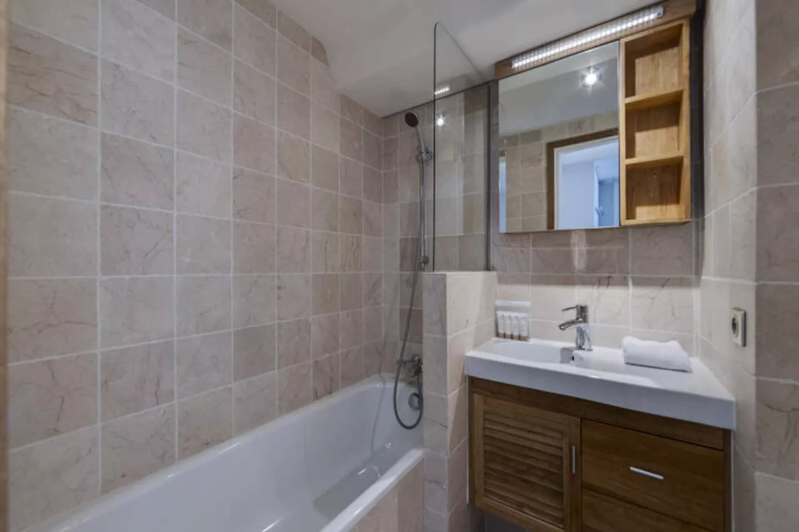 Résidence Le Palafour-Niet-getagd