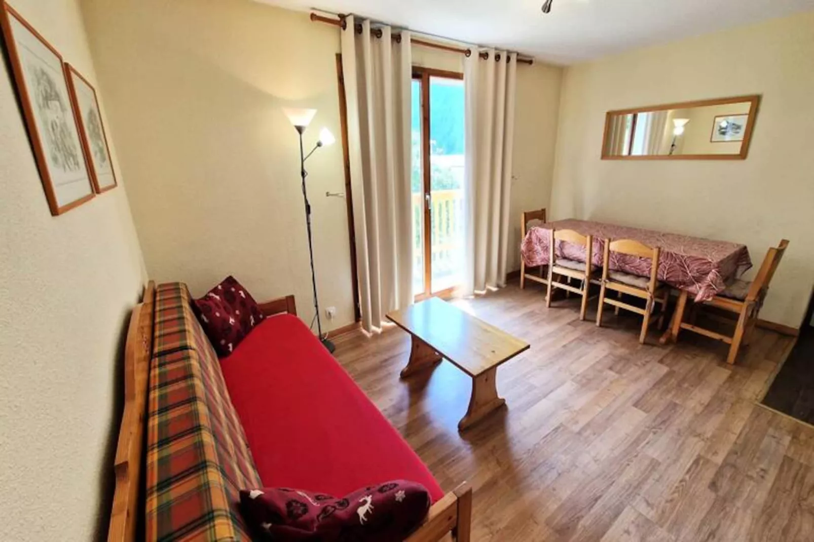 Résidence Le Cheval Blanc-Niet-getagd