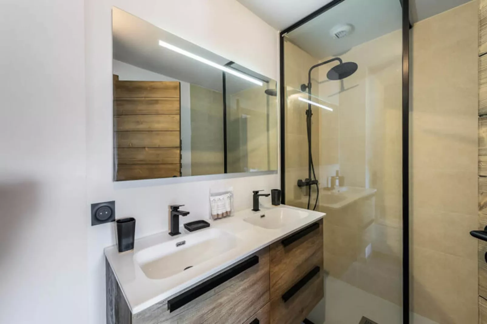 Résidence Marmotte-Niet-getagd