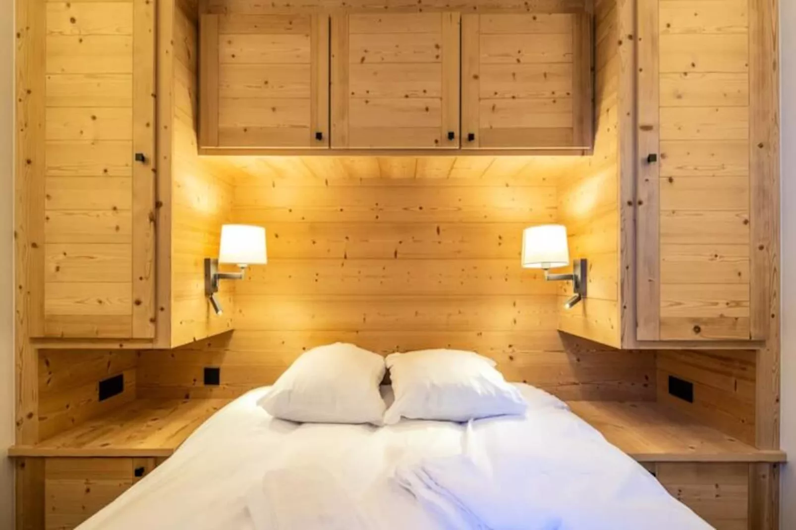 Cyb&egrave;le 2 - Niet-getagd