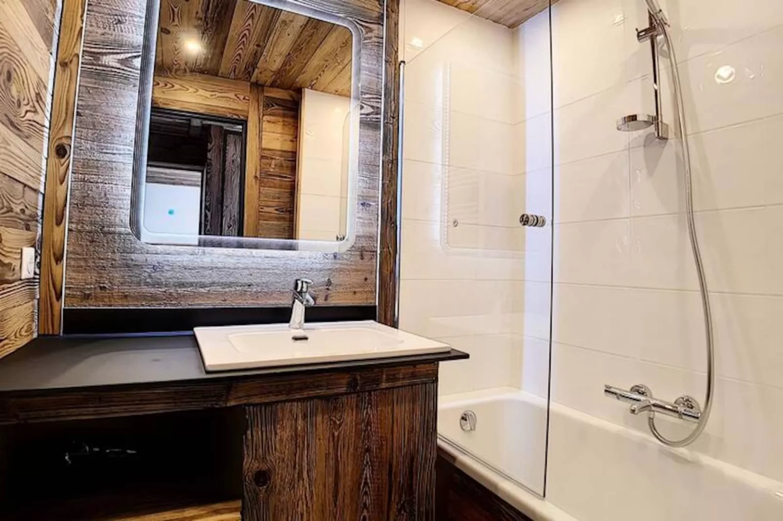 Résidence Peclet-Niet-getagd