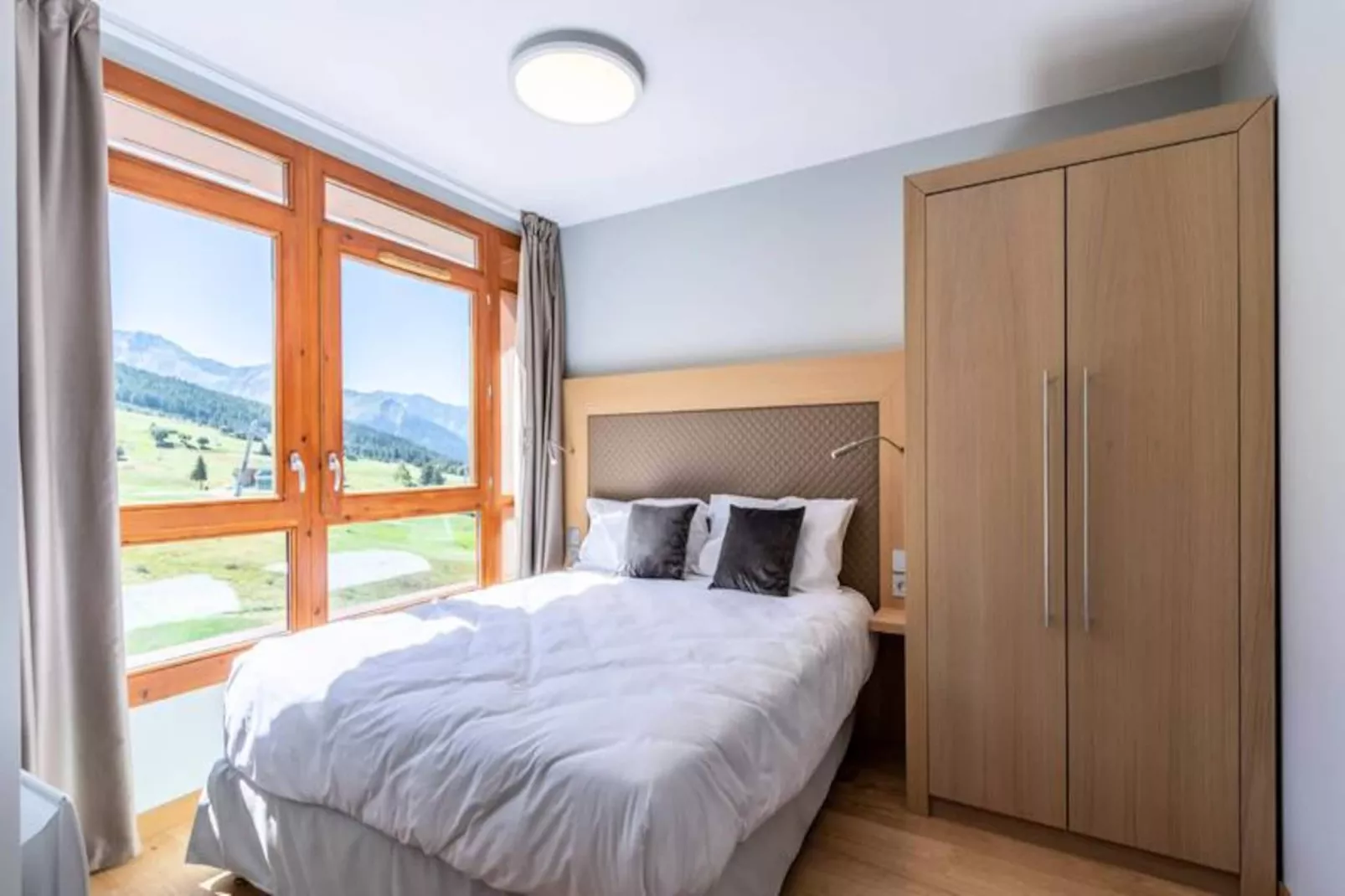 Résidence Les Monarques-Niet-getagd