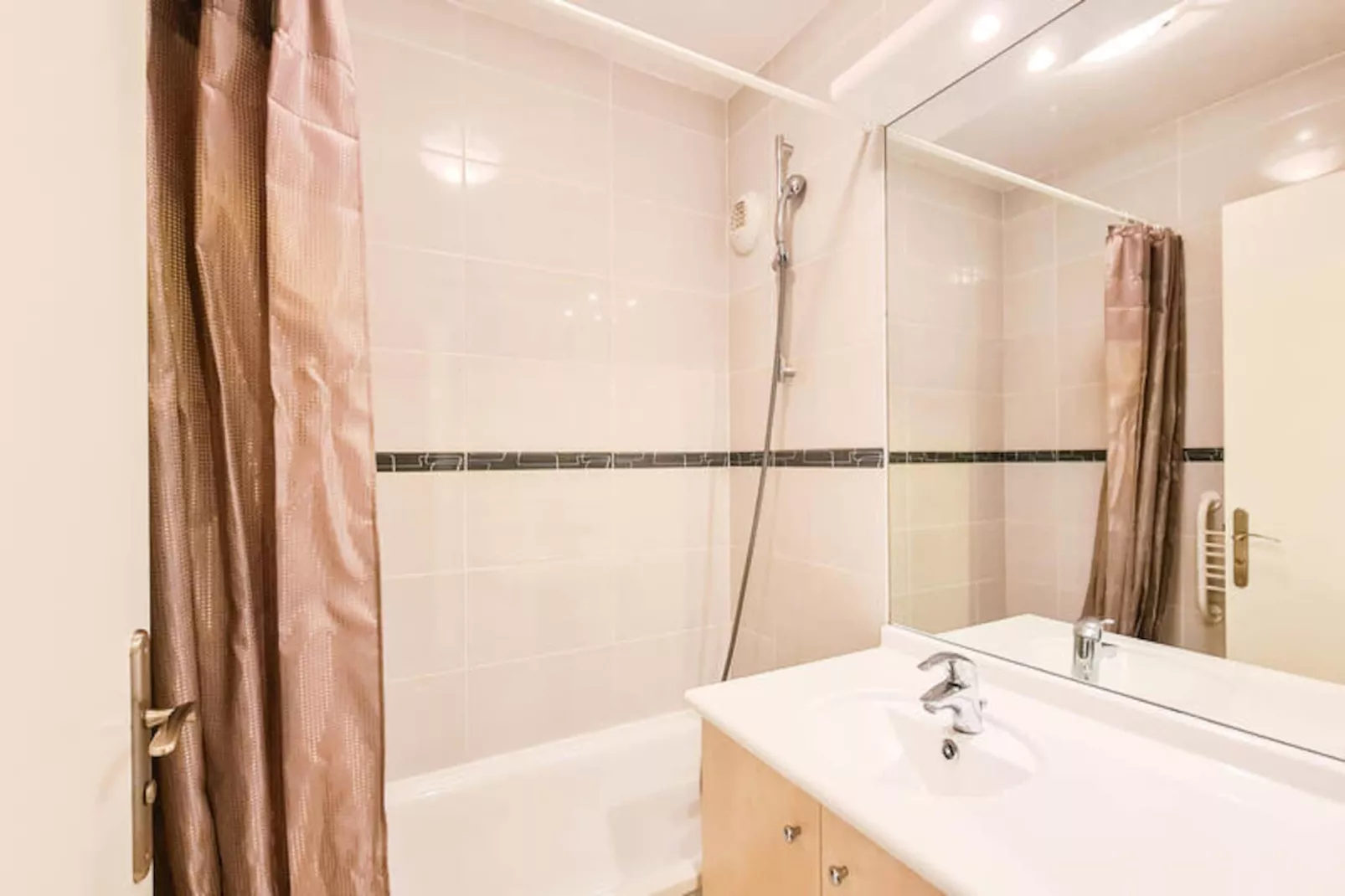 Résidence Les Pleiades-Niet-getagd