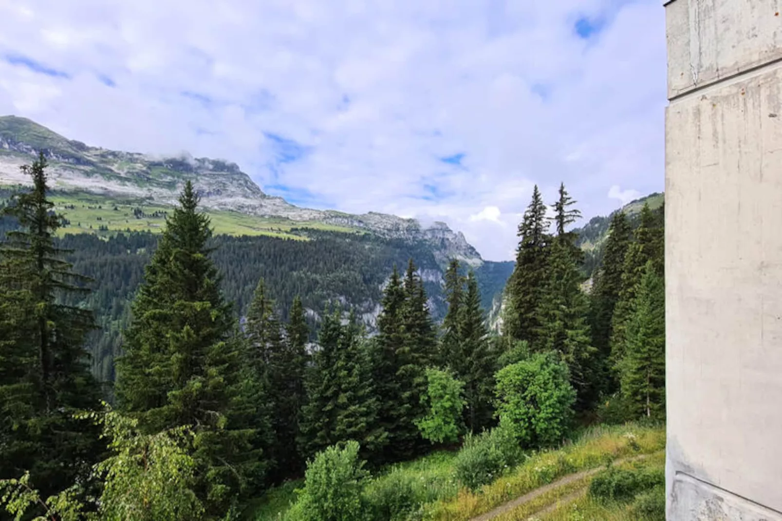 Résidence Iris-Niet-getagd