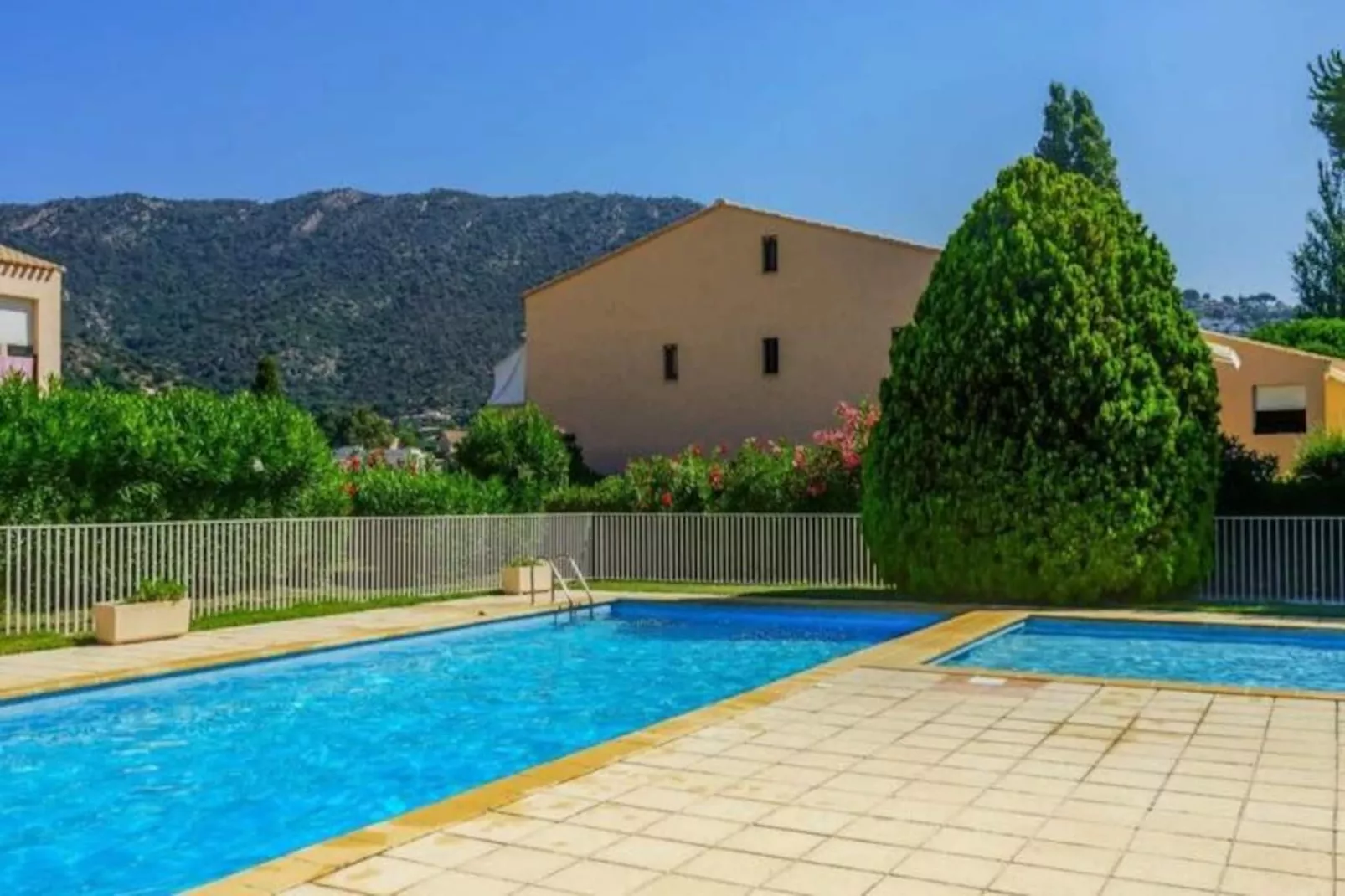 Résidence Accès Direct à La Plage + Résidence Avec Piscine-Niet-getagd