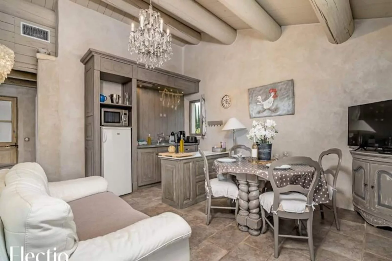 Loggia 7 Cypr&egrave;s | R&eacute;sidence Les Petitons-Niet-getagd