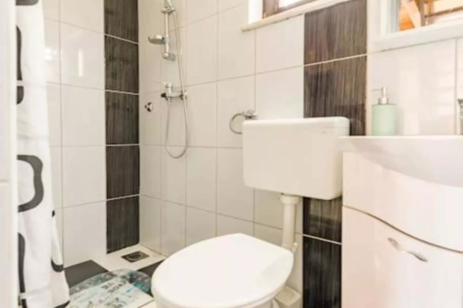 Village Holiday House Ivan Kozina with Pool-Badkamer