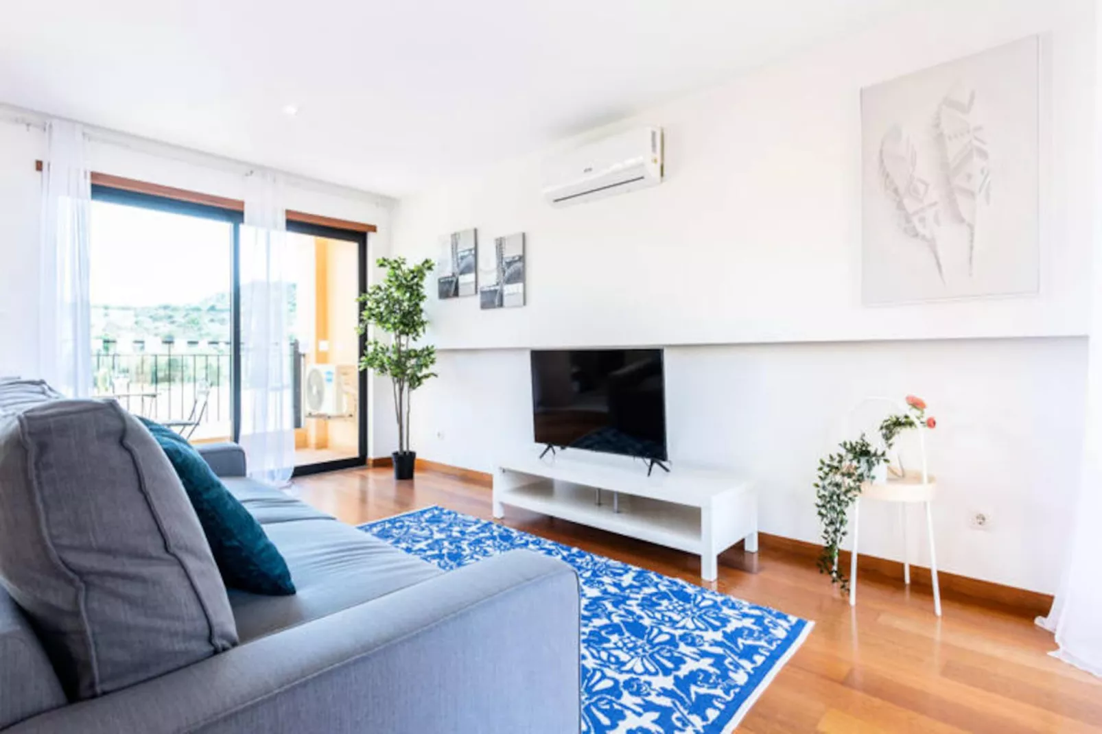 Baia Da Luz - Poolview Loft Aparment-Niet-getagd