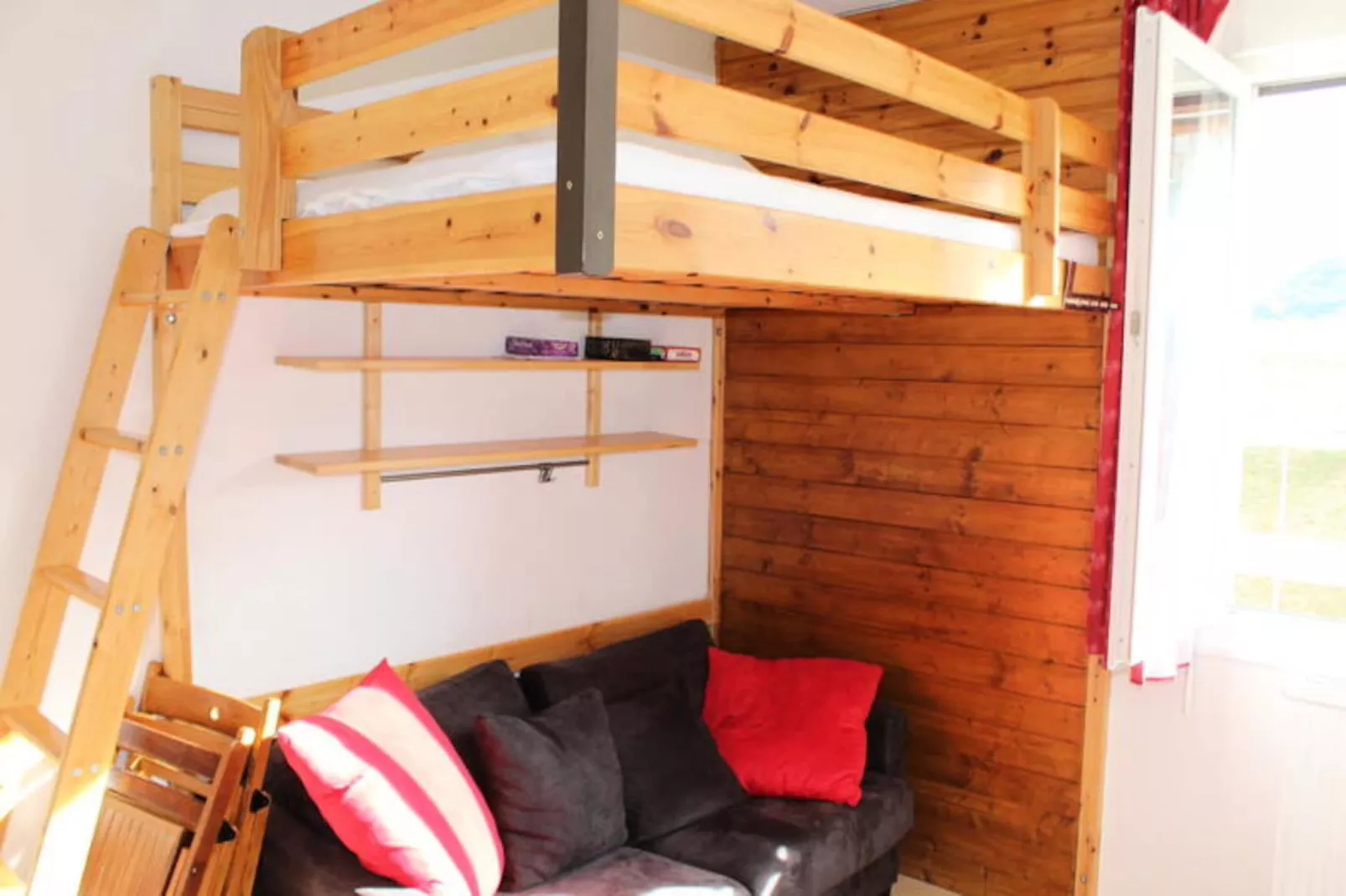 Résidence Le Bois D'aurouze-Niet-getagd