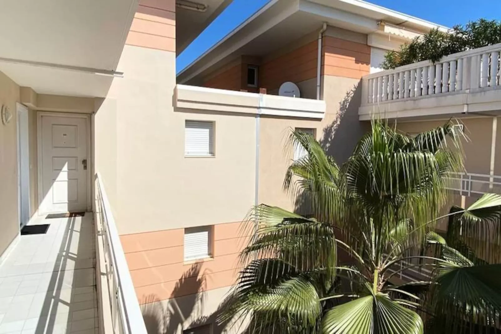 06ai - Beau Studio Rénové - Vue Mer Et Piscine-Niet-getagd